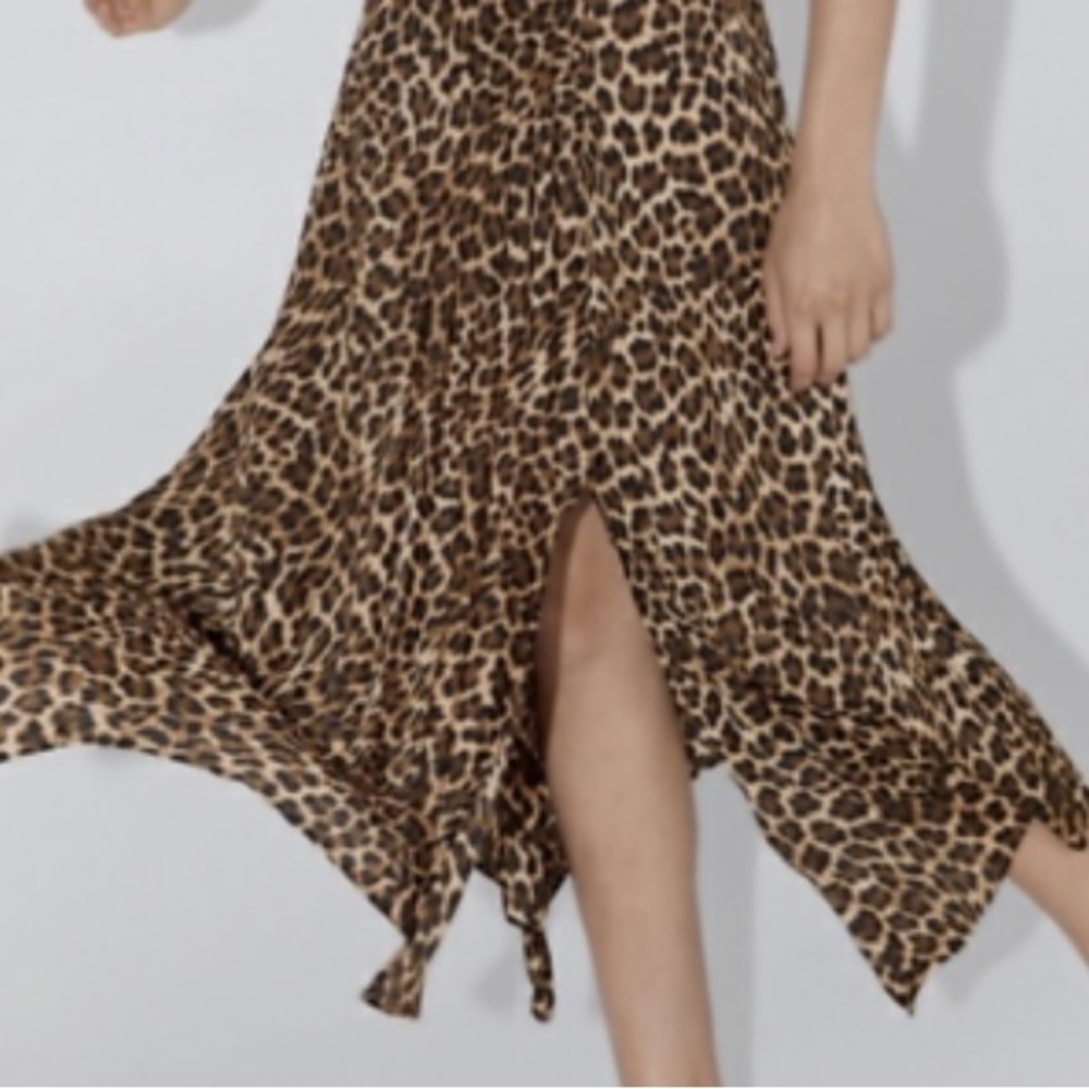 Like New Zara Like New Women’s Comfy Leopard Print Side Split Hem Midi Skirt XS
